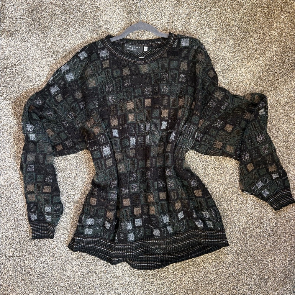 Vintage-Inspired Black and Gray Geometric Knit Sweater